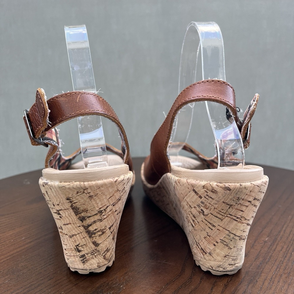 Crocs A Leigh Sandals Women's Size 8 Tan Brown Leather Cork Platform Wedge Shoes - Picture 6 of 16